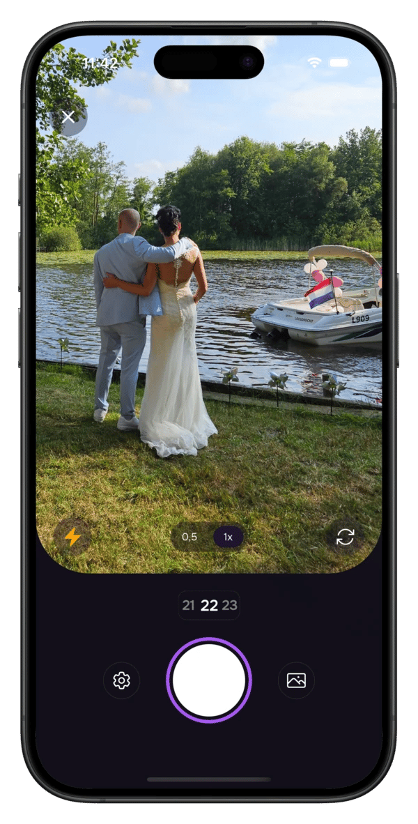 Lense's features